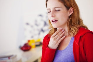 Illustrative image of the article Throat Ulcers: 7 Causes, Treatment & When to Worry